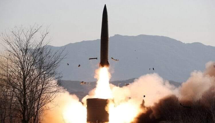 أشرف رئيس كوريا الشمالية على تجربة إطلاق أكبر صاروخ بالستي. وتحدث عن خطر الحرب النووية وذلك يوم الخميس الماضي.