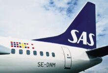 بعد أن تم تأجيل المفاوضات في SAS إلى ما بعد ظهر الإثنين، قرر 1000 طيار إعلان الإضراب في SAS في الدنمارك والسويد والنرويج عقب المفاوضات.