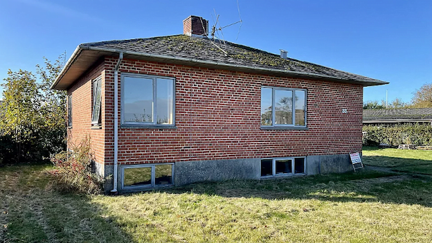 قامت ستيفاني باستئجار أرخص منزل في الدنمارك والذي يقع غرب يولاند في منطقة نائية إلى حد ما. إلا أن تجربتها كانت إيجابية إلى حد كبير.