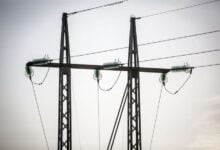 عانت أغلب مناطق بورنهولم من انقطاع التيار الكهربائي. وذلك بسبب انقطاع أو عطل الكابل البحري الذي يغذي المنطقة بالكهرباء.