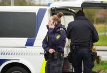 تتواجد شرطة Funen Police بكثافة في المنطقة القريبة من Ryttervej بسبب التهديد بوجود قنبلة في Svendborg. وذلك للتأكد من أن المنطقة آمنة