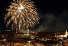 ستحمل ليلة رأس السنة الكثير من المفاجآت لسكان الدنمارك. وذلك نتيجة الألعاب النارية الضخمة التي سيتم تفجيرها لحظة دخول العام الجديد.