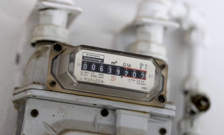 تذبذت أسعار الطاقة بشكل عام والغاز بشكل خاص بشدة خلال العام الماضي ما أودى بعملاء الغاز إلى دفع فواتير إضافية لا تعكس استهلاكهم.