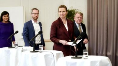 عقدت الحكومة اليوم مؤتمر صحفي لإصدار قرارات جديدة تتعلق بالقطاع الصحي في الدنمارك لتلبية متطلباته بهدف تحسين أدائه.
